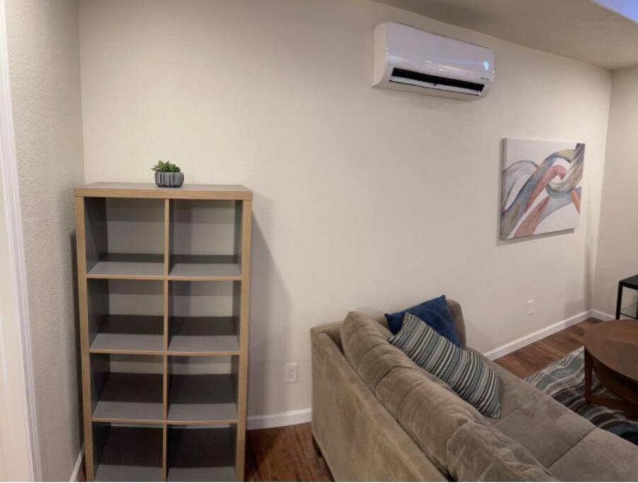 Apartament Brand New 2Br Cute Blue Led In North Fresno Zewnętrze zdjęcie